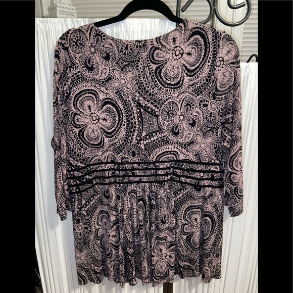 INC International Concepts Woman - Picture 3 of 3